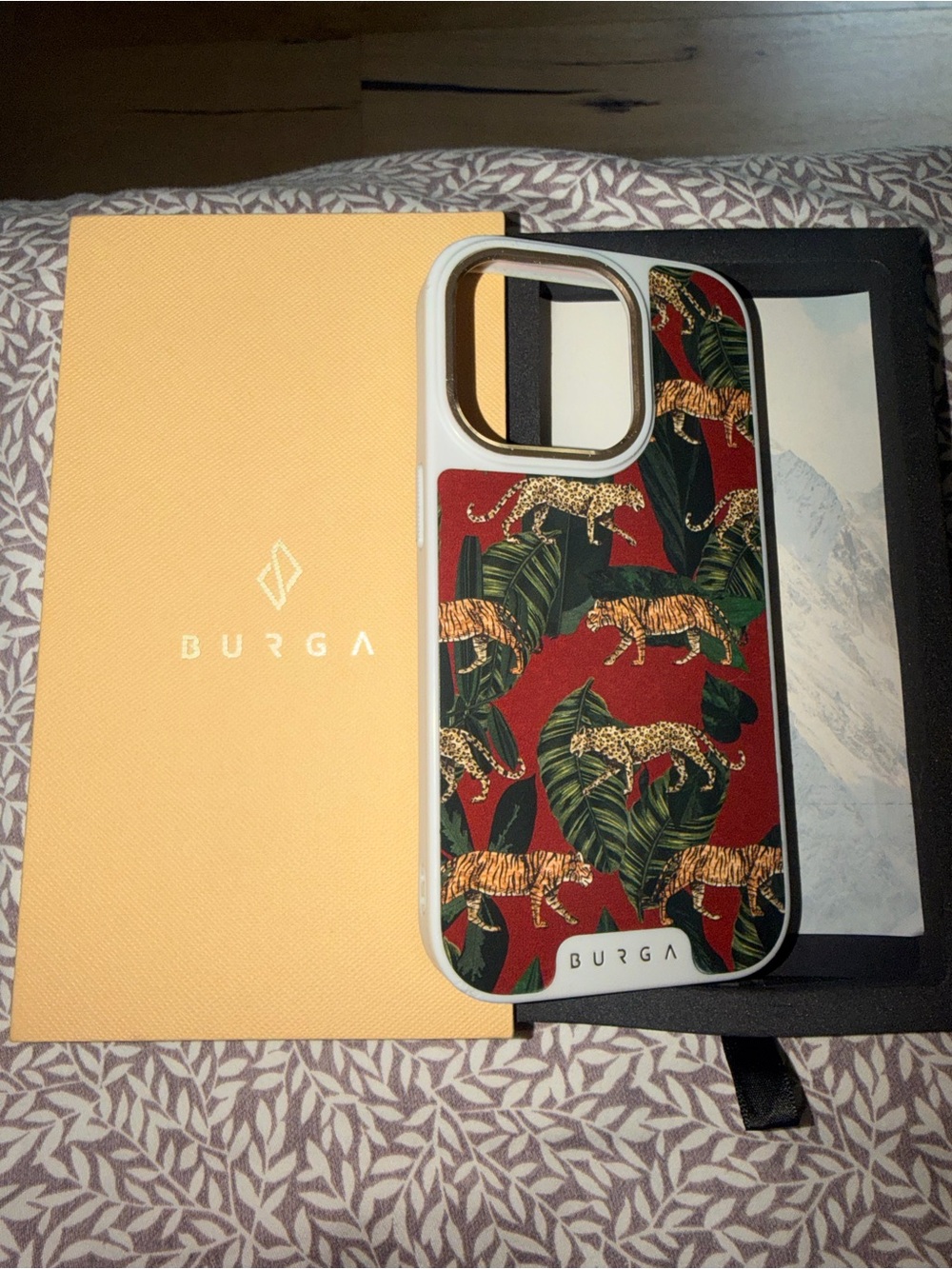 Burga ELITE iPhone 14 Pro Morning commute phone case
